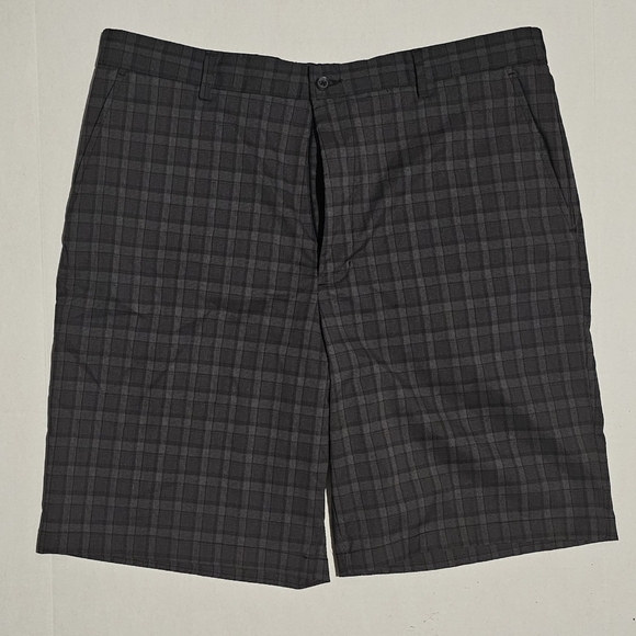 Men's Black and Grey Plaid Slazenger Shorts - Picture 1 of 5